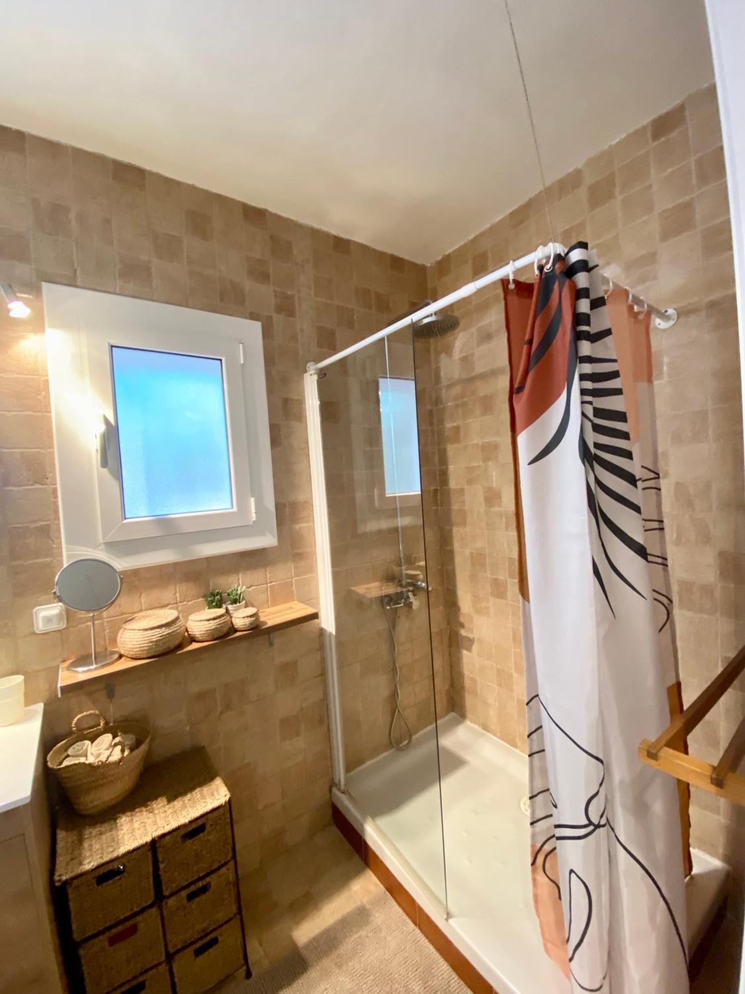 Seaside In Steps From Beaches With Private Patio Apartment Sitges
