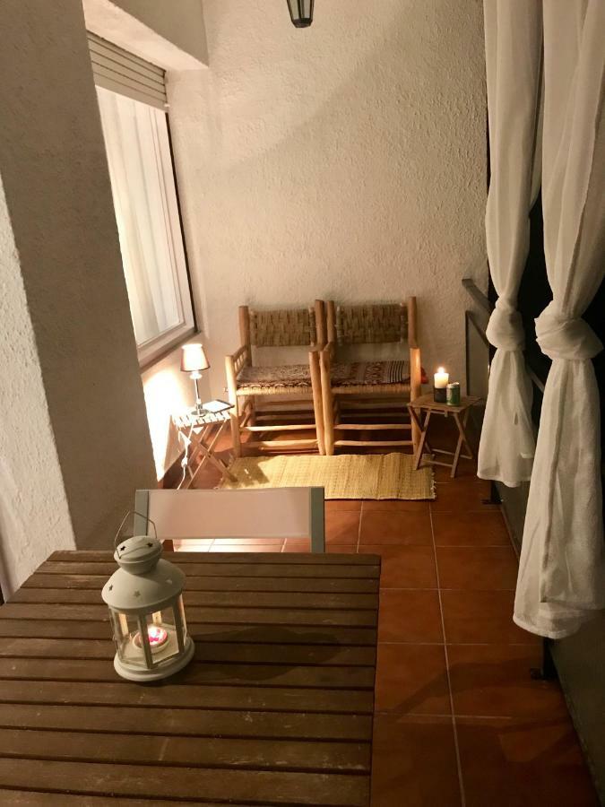 Seaside In Steps From Beaches With Private Patio *