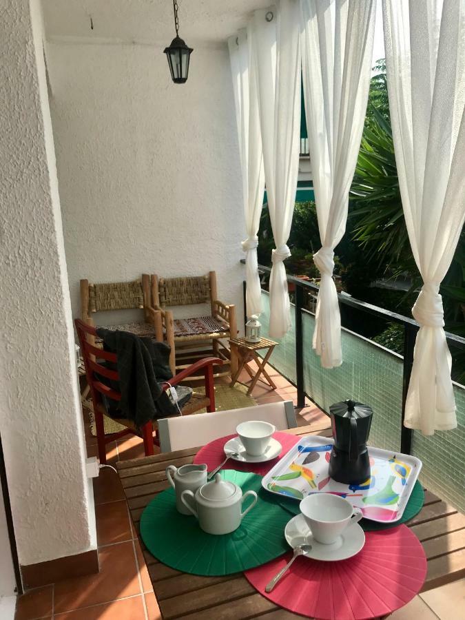 Seaside In Steps From Beaches With Private Patio *